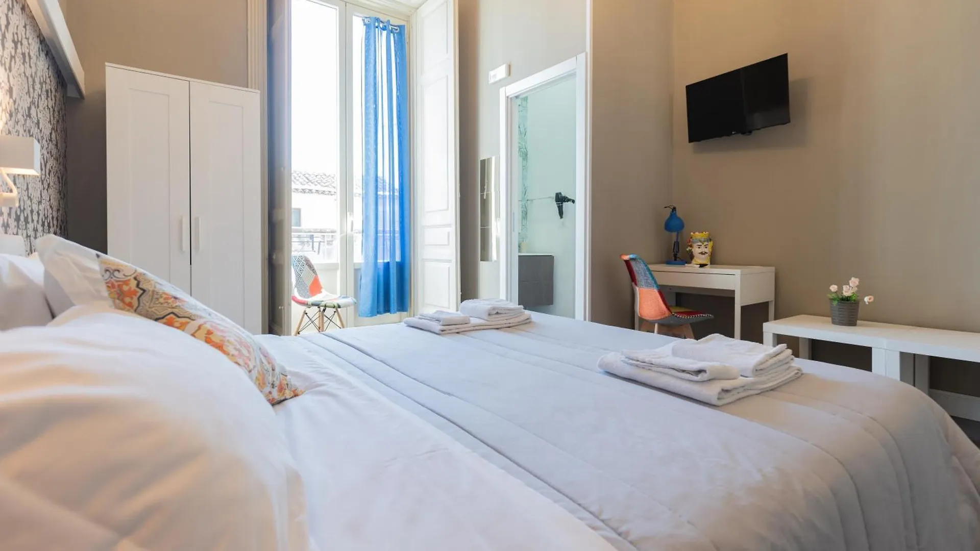 Tra L'Etna E Il Mare Via Oberdan Bed & Breakfast Catania 0*,  Italy