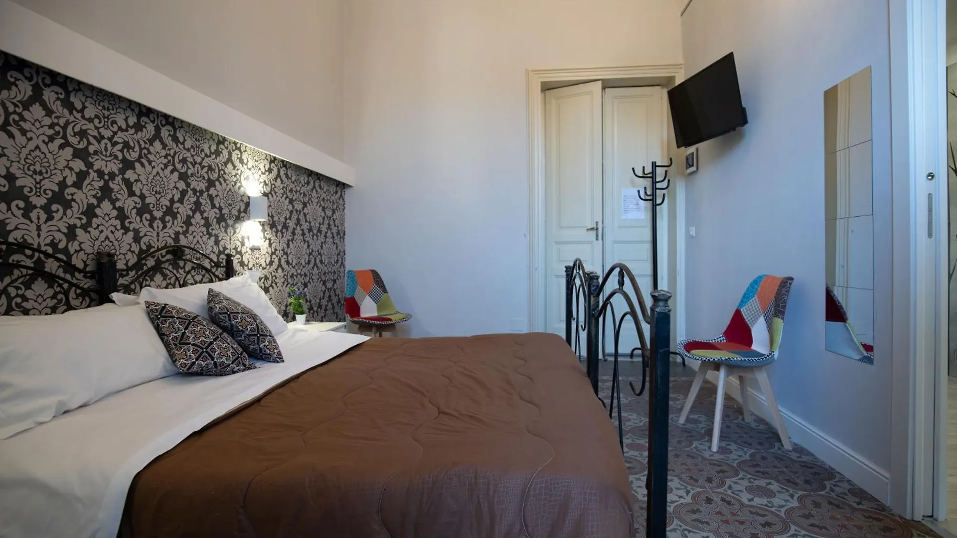 Tra L'Etna E Il Mare Via Oberdan Bed & Breakfast Catania Italy