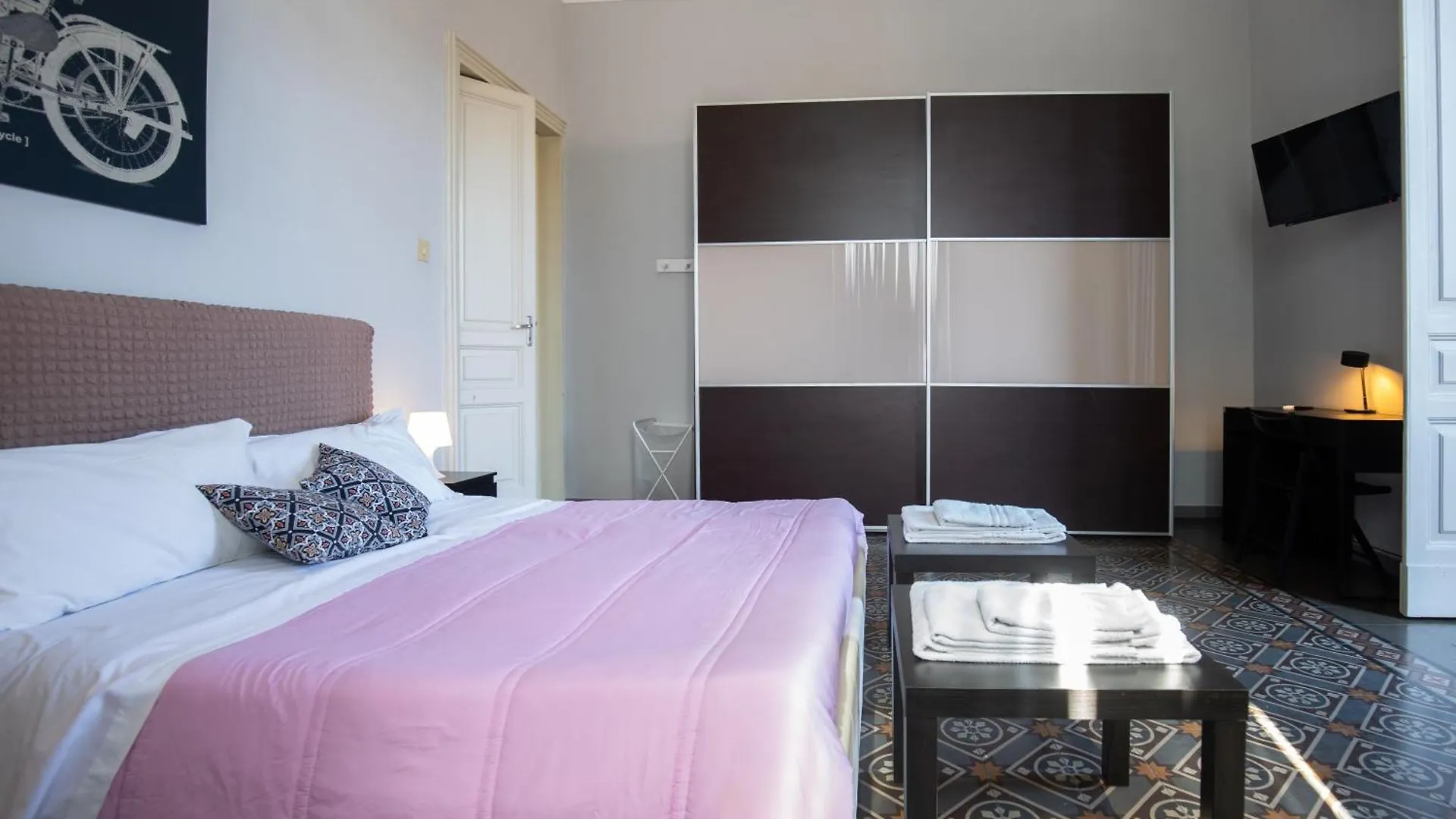 Tra L'Etna E Il Mare Via Oberdan Bed & Breakfast Catania Italy