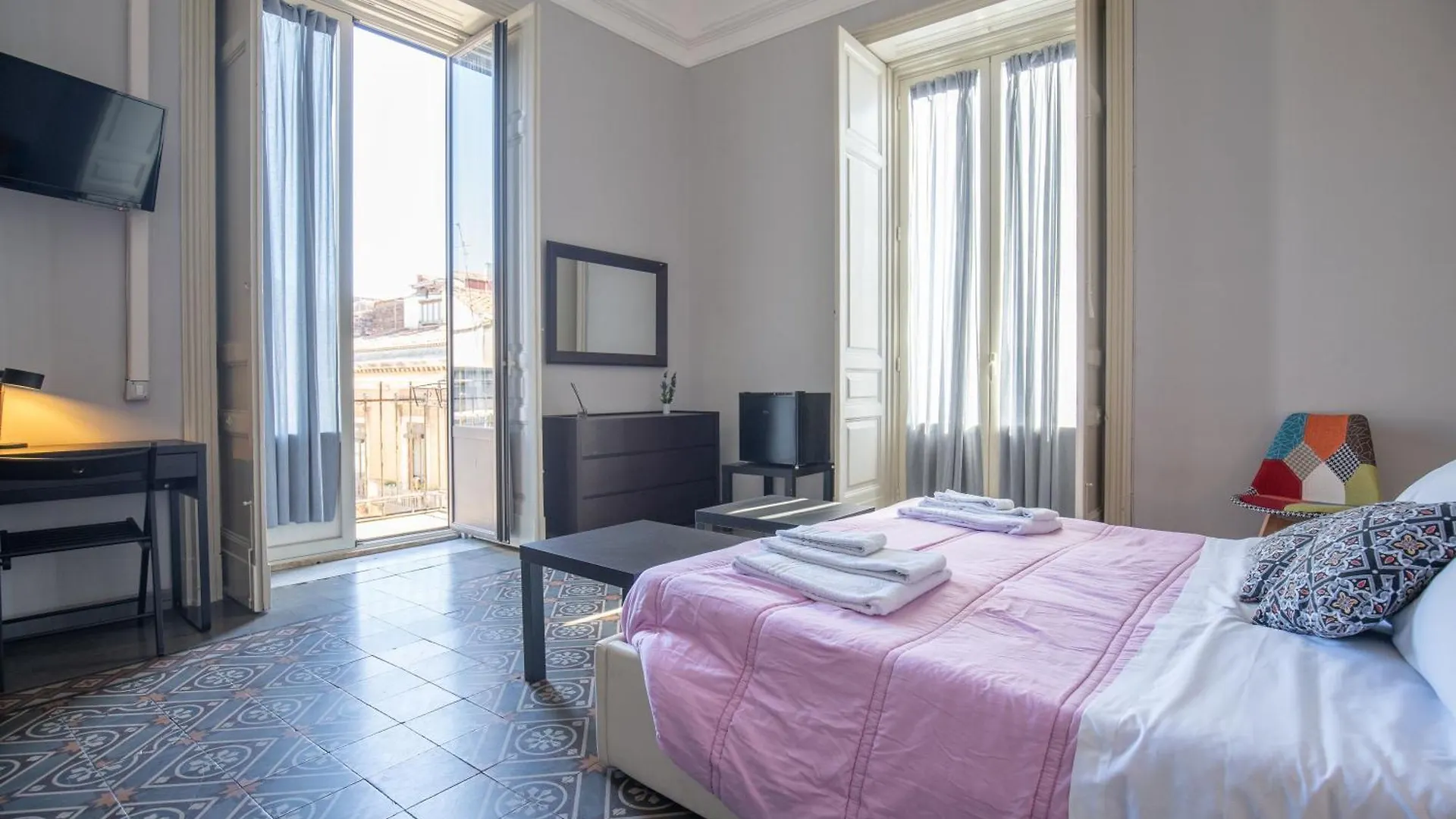 Tra L'Etna E Il Mare Via Oberdan Bed & Breakfast Catania